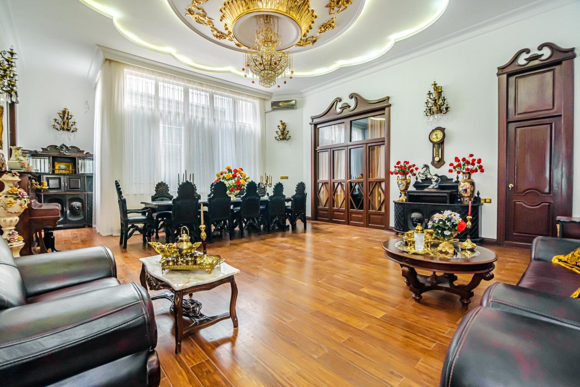 Sera Hotel Baku Exterior photo