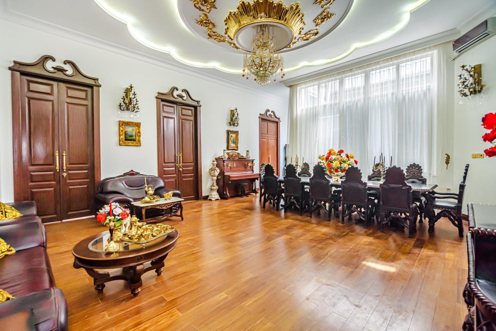 Sera Hotel Baku Exterior photo
